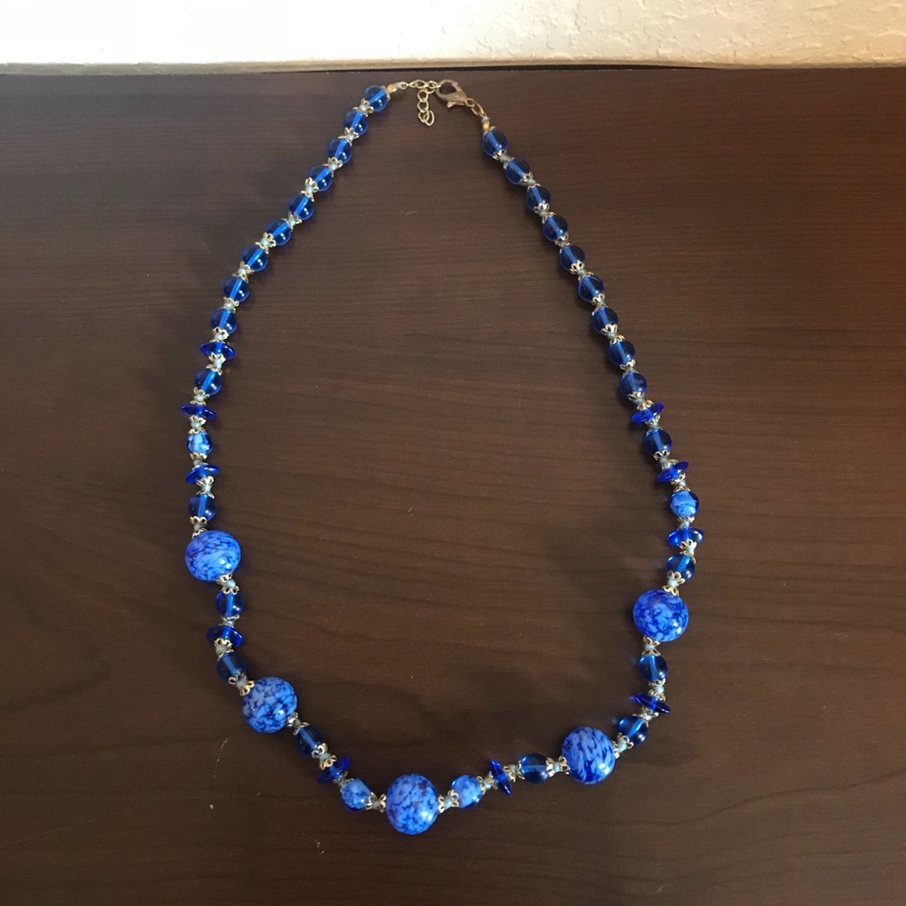 ❗️Closet Clear Out❗️Italian Glass Necklace